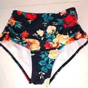 Women's size M Floral Print Medium Coverage Swim/ Bikini‎ Bottom NWOT